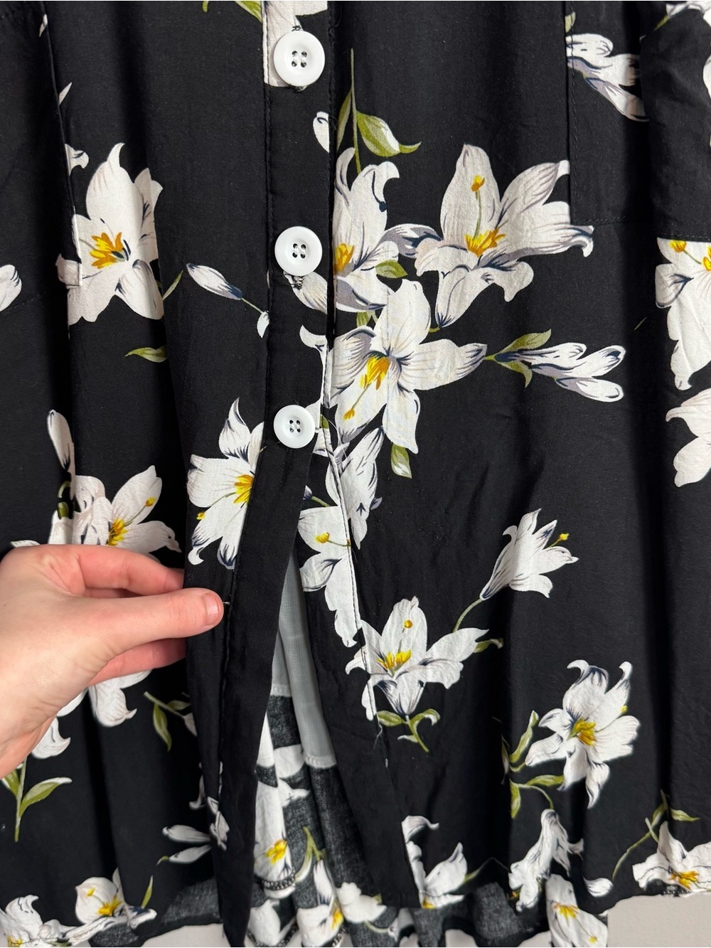 Blooming Jelly Black Floral Spaghetti Strap Midi Dress With Pockets Size M - Picture 7 of 13